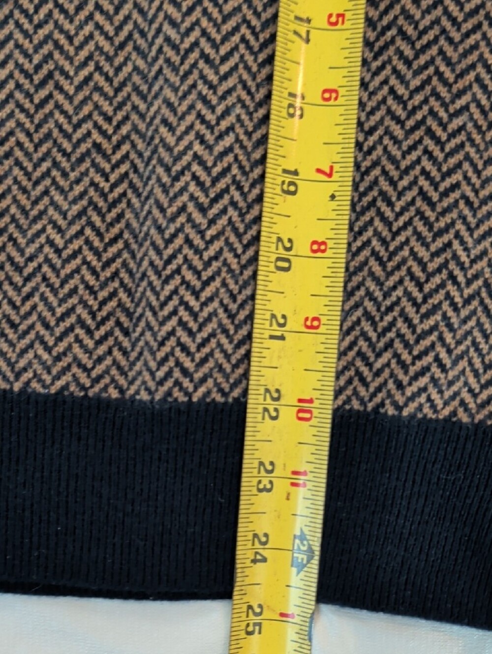J. Crew 100% Cashmere Crewneck Sweater in Navy and Tan Herringbone - Picture 8 of 9